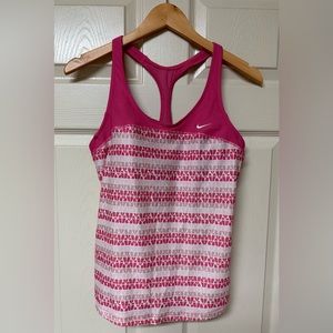 Nike Fit Dry Athletic Top Size Medium